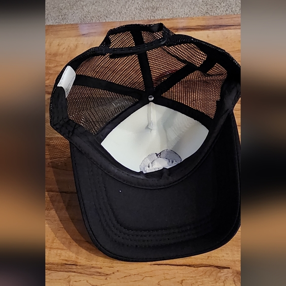 Cap/hat - Picture 3 of 3